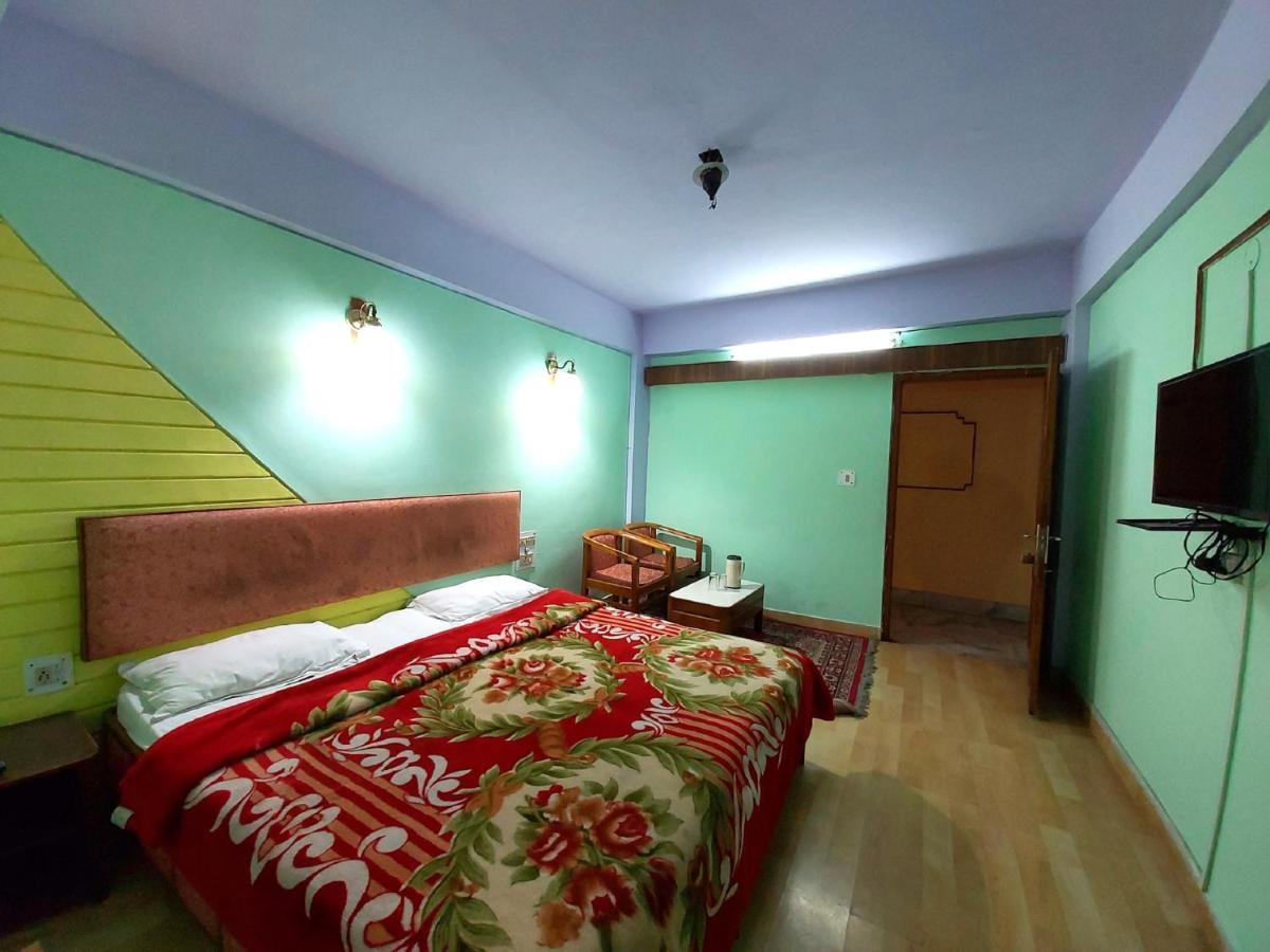 Hotel Radhe Continental Nainital Luaran gambar