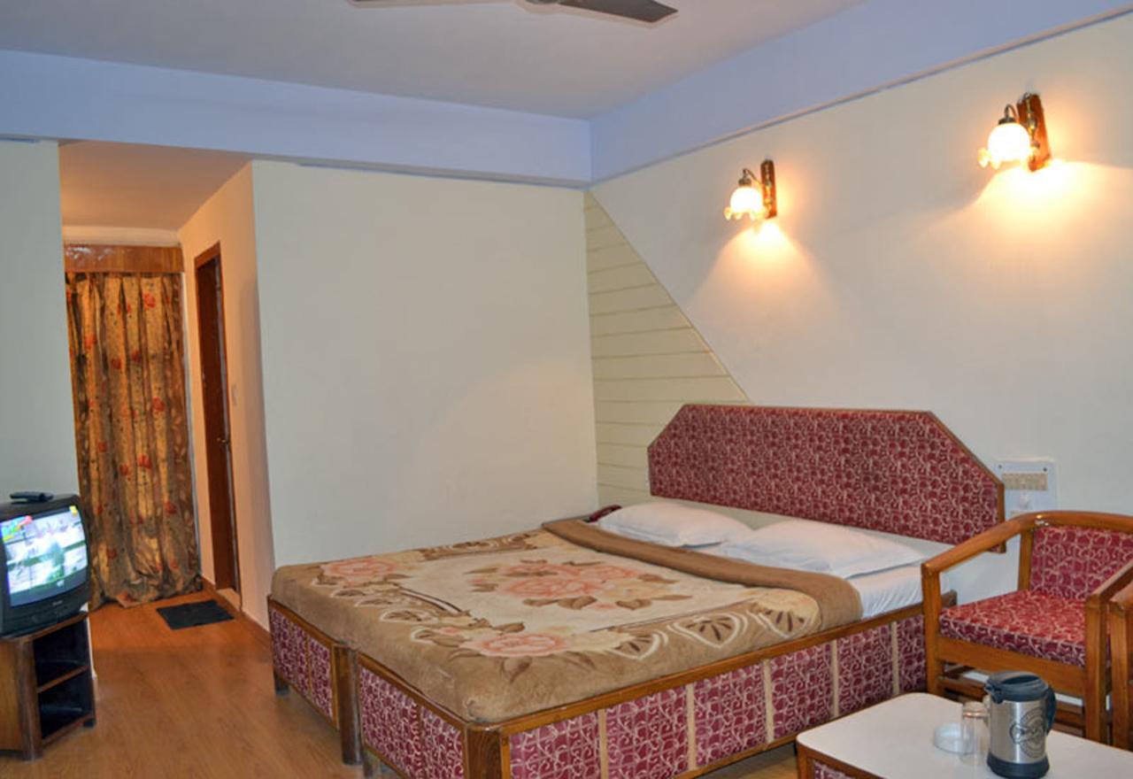 Hotel Radhe Continental Nainital Luaran gambar
